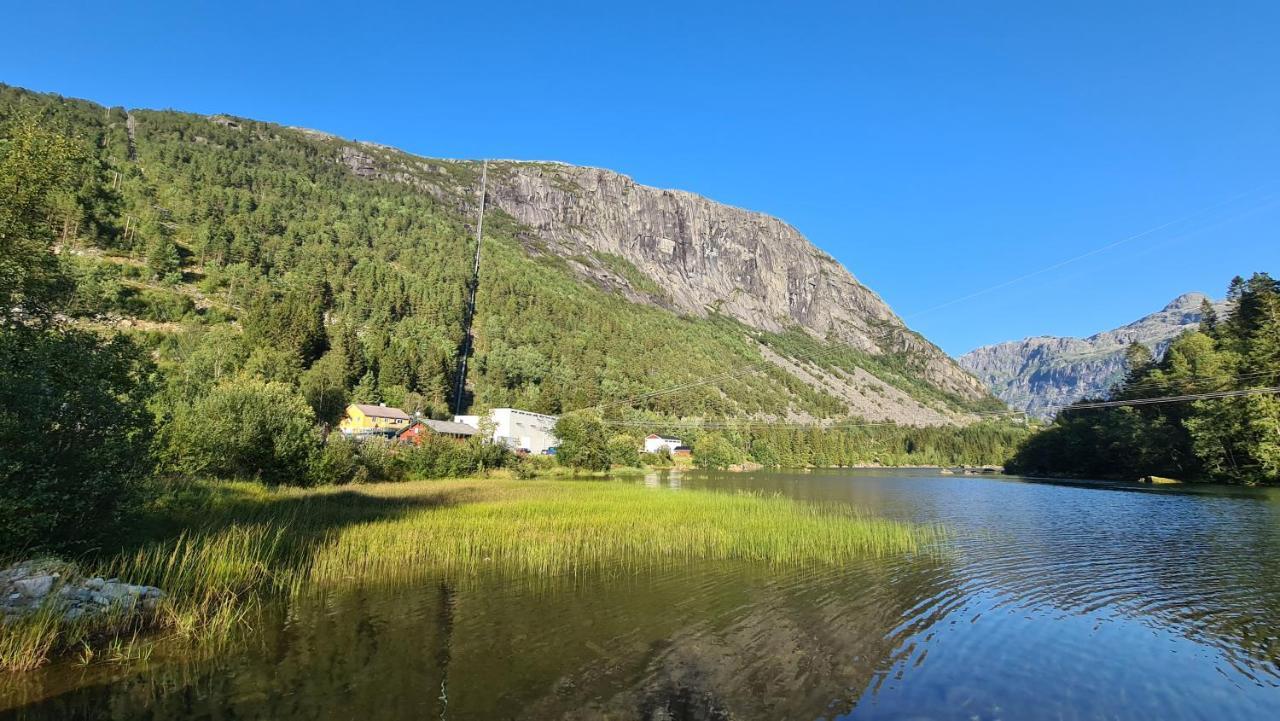 Trolltunga Lodge Odda Extérieur photo